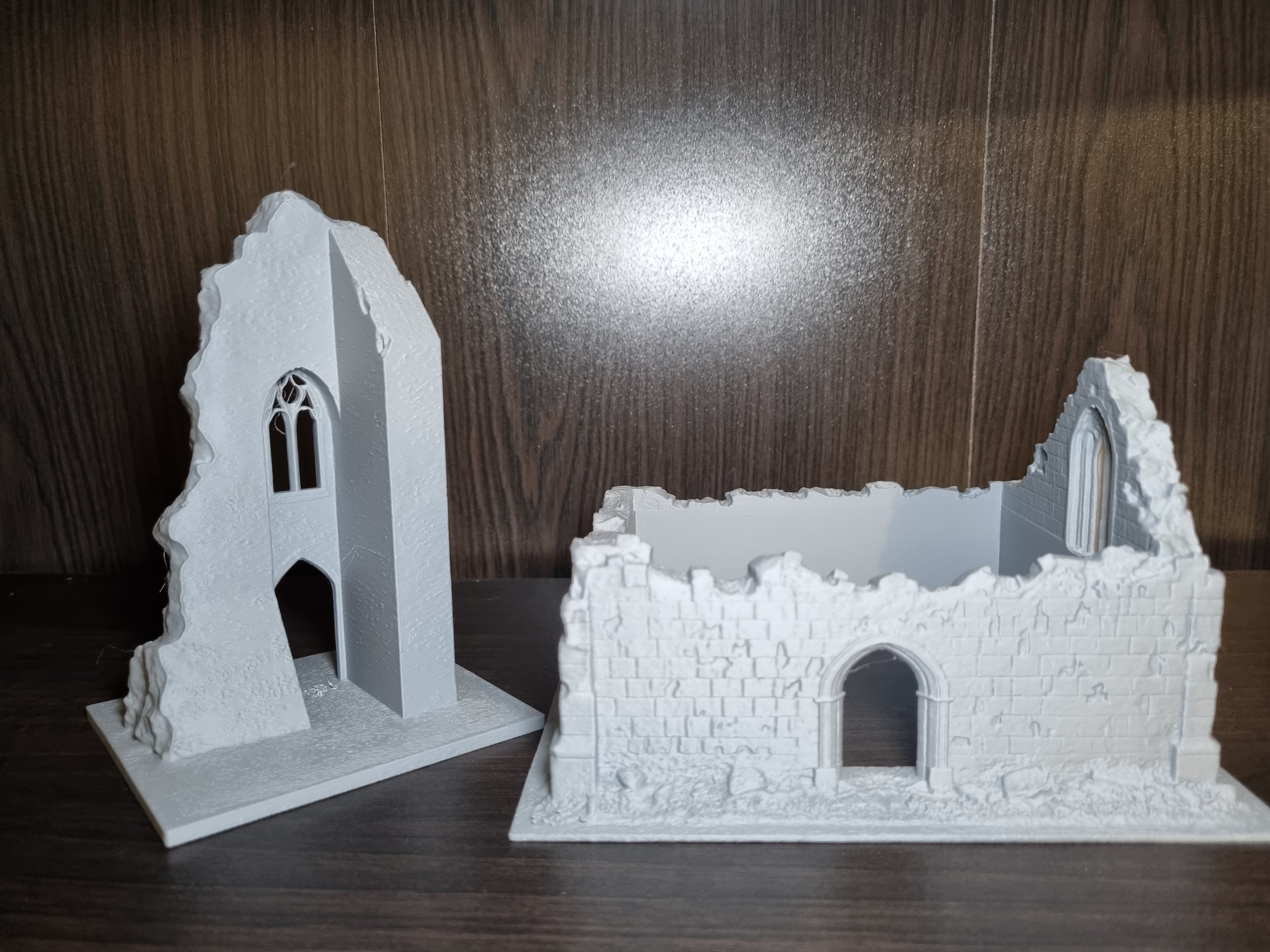 Façade batiment gothique – Décor pour figurines 28–32 mm