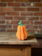 Courge décorative élancée orange, pédoncule vert, PLA biosourcé, Tresor3D