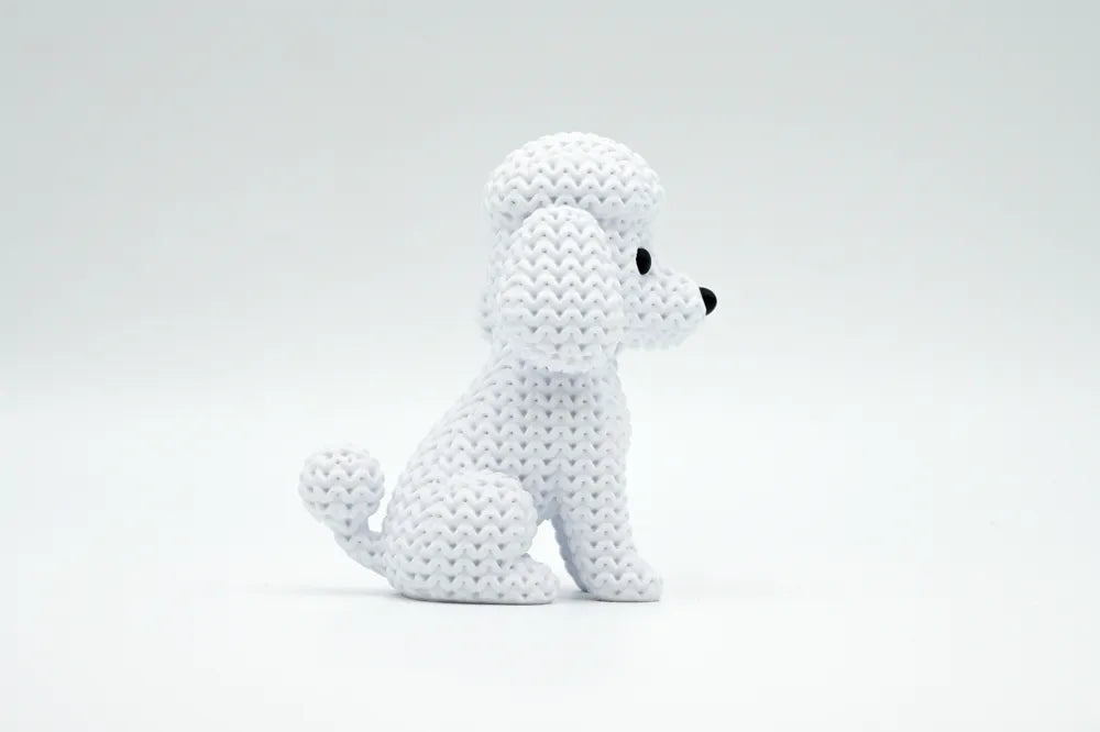 Figurine chien caniche kawaii effet tricoté, vue arrière