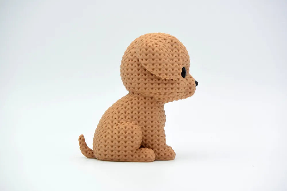Figurine chien kawaii effet tricoté, vue de profil