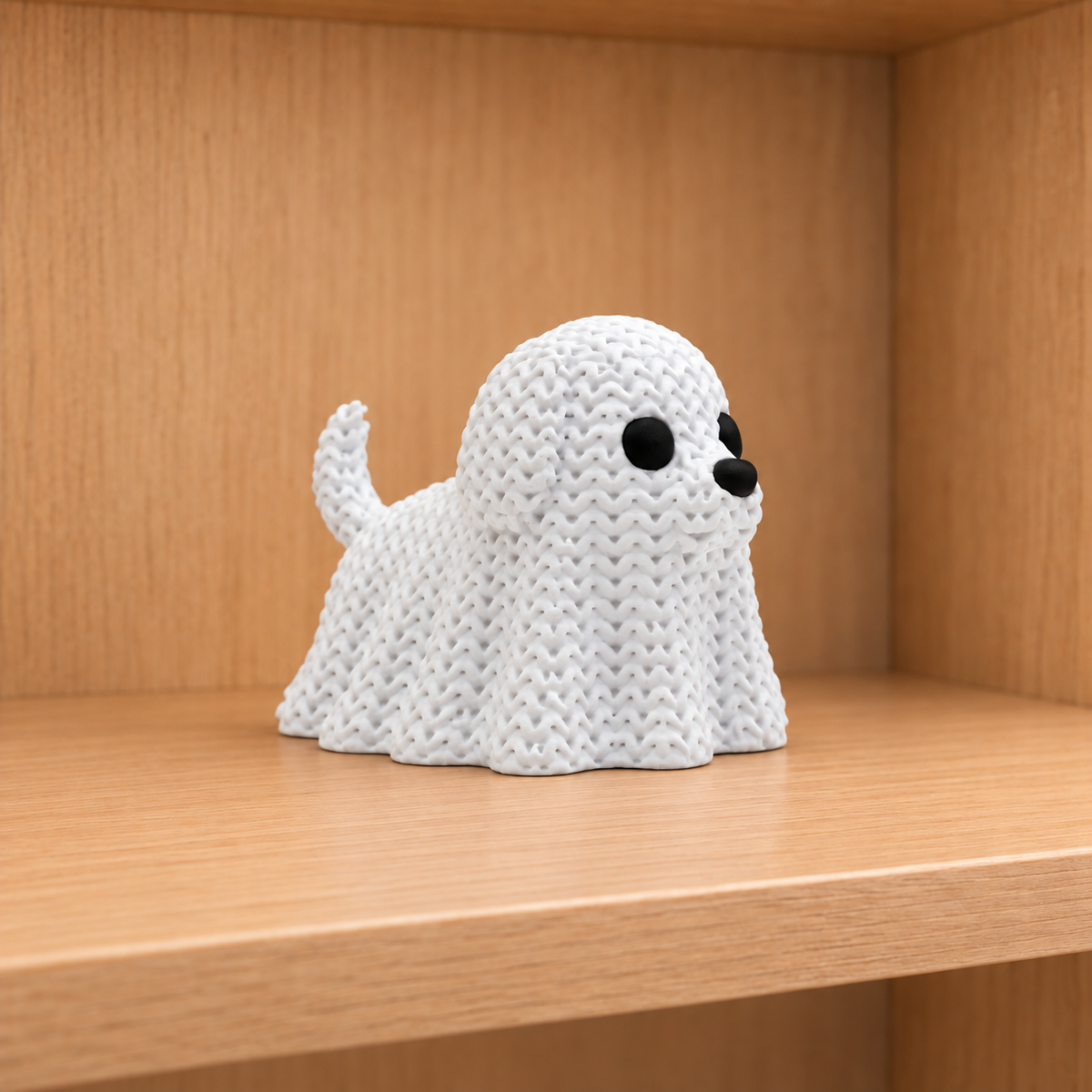Figurine fantôme de chien d'halloween kawaii effet tricoté, vue de face