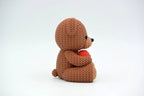Figurine ourson au cœur kawaii effet tricoté, vue arrière