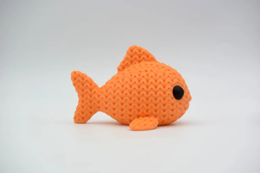 Figurine poisson kawaii effet tricoté, vue arrière