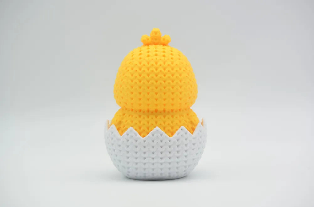 Figurine poussin éclos kawaii effet tricoté, vue de face