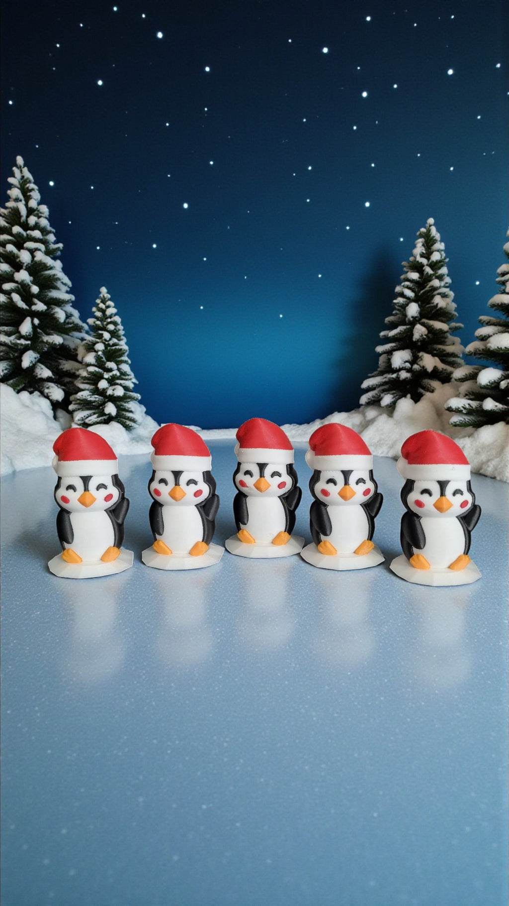 Pingouin de Noël, figurine décorative bonnet rouge, PLA biosourcé, Tresor3D
